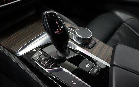 BMW 5 серия, 2018 год, 3 590 000 рублей, 28 фотография