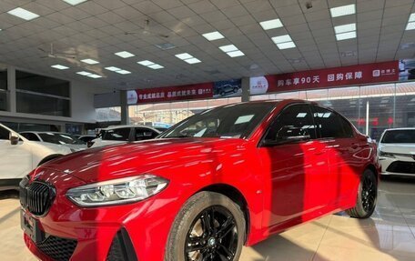 BMW 1 серия, 2022 год, 2 180 000 рублей, 12 фотография