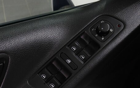 Volkswagen Tiguan I, 2011 год, 950 000 рублей, 16 фотография