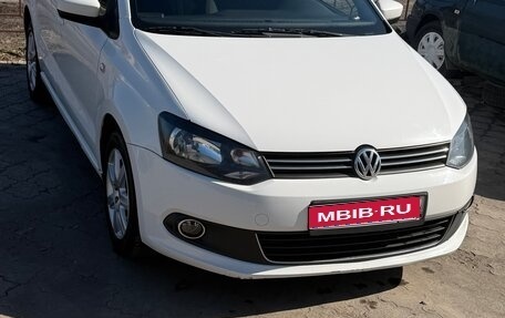 Volkswagen Polo VI (EU Market), 2011 год, 600 000 рублей, 1 фотография
