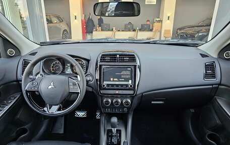 Mitsubishi ASX I рестайлинг, 2025 год, 3 800 000 рублей, 23 фотография