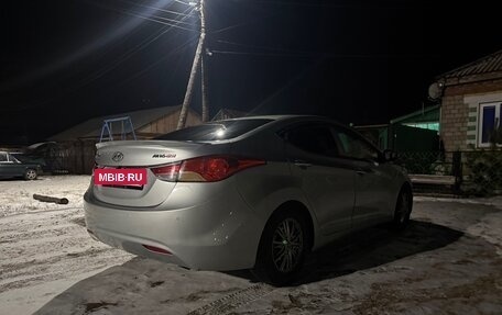 Hyundai Avante, 2011 год, 730 000 рублей, 6 фотография