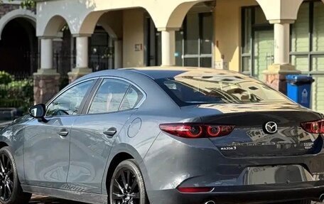 Mazda 3, 2022 год, 2 000 000 рублей, 3 фотография