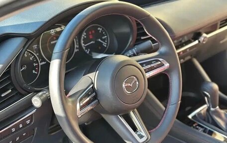 Mazda 3, 2022 год, 2 000 000 рублей, 8 фотография