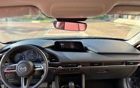 Mazda 3, 2022 год, 2 000 000 рублей, 10 фотография