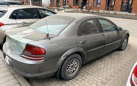 Dodge Stratus II, 2001 год, 230 000 рублей, 4 фотография