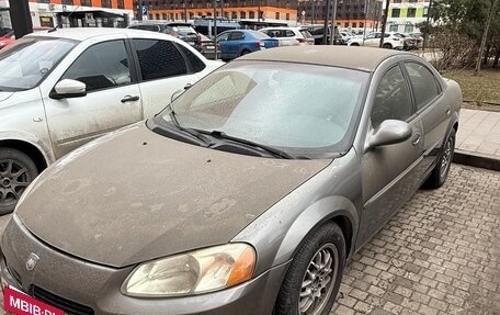 Dodge Stratus II, 2001 год, 230 000 рублей, 2 фотография