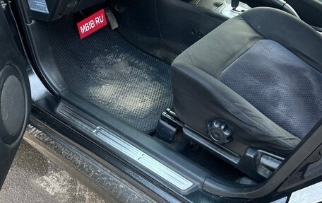 Mitsubishi Outlander III рестайлинг 3, 2004 год, 790 000 рублей, 11 фотография