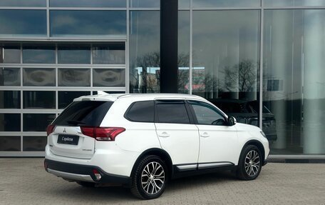 Mitsubishi Outlander III рестайлинг 3, 2017 год, 1 733 000 рублей, 4 фотография