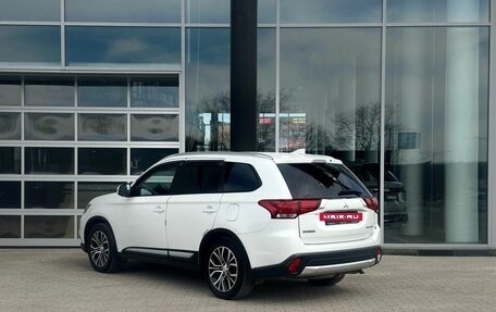 Mitsubishi Outlander III рестайлинг 3, 2017 год, 1 733 000 рублей, 2 фотография