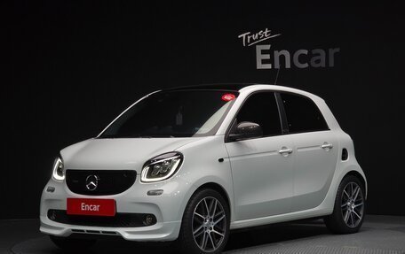 Smart Forfour II, 2017 год, 1 868 000 рублей, 1 фотография