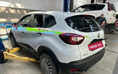 Renault Kaptur I рестайлинг, 2018 год, 1 050 000 рублей, 3 фотография