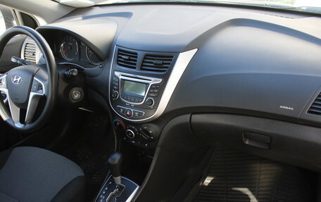 Hyundai Solaris II рестайлинг, 2013 год, 885 000 рублей, 11 фотография