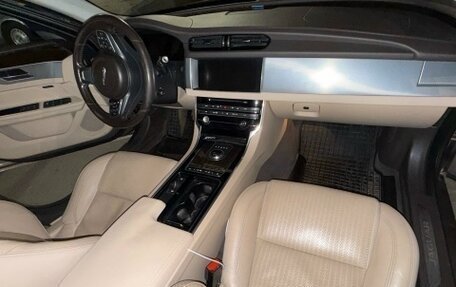 Jaguar XF II, 2016 год, 2 700 000 рублей, 9 фотография