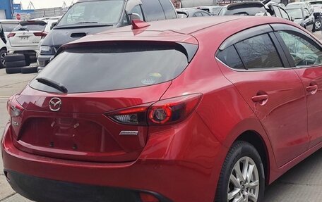 Mazda Axela, 2015 год, 1 150 000 рублей, 2 фотография