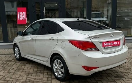 Hyundai Solaris II рестайлинг, 2015 год, 1 100 000 рублей, 2 фотография