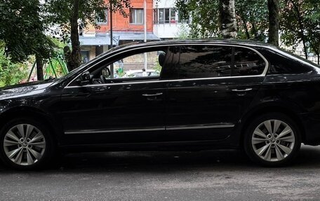 Skoda Superb III рестайлинг, 2014 год, 1 350 000 рублей, 7 фотография