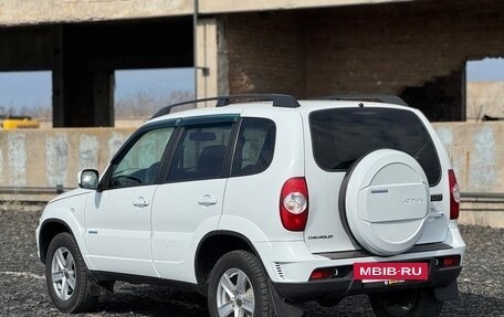 Chevrolet Niva I рестайлинг, 2011 год, 599 000 рублей, 6 фотография