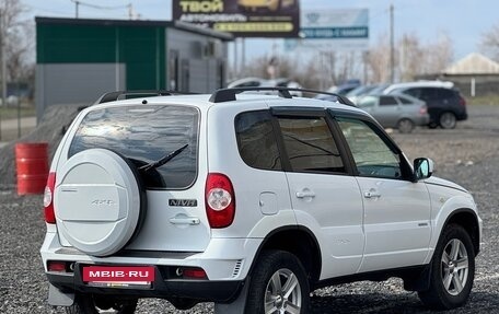 Chevrolet Niva I рестайлинг, 2011 год, 599 000 рублей, 3 фотография
