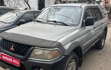 Mitsubishi Pajero Sport II рестайлинг, 2001 год, 450 000 рублей, 2 фотография