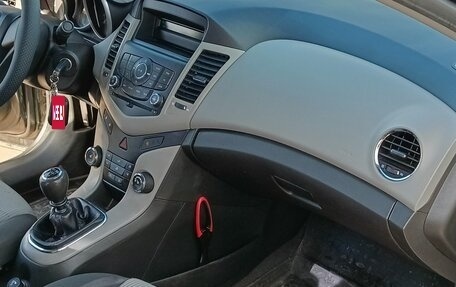 Chevrolet Cruze II, 2012 год, 690 000 рублей, 10 фотография