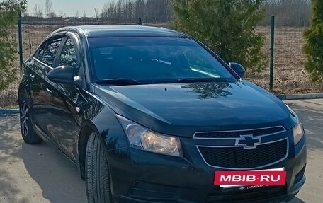 Chevrolet Cruze II, 2012 год, 690 000 рублей, 2 фотография