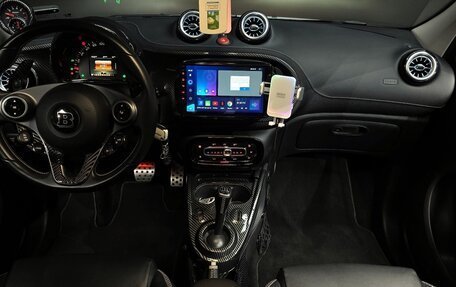 Smart Forfour II, 2017 год, 1 868 000 рублей, 9 фотография