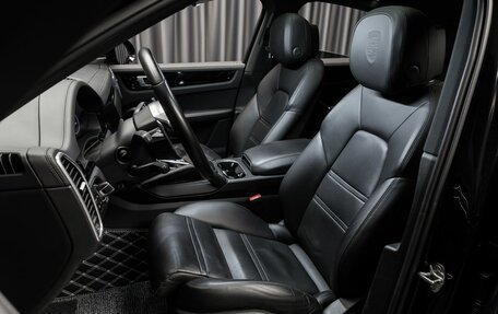 Porsche Cayenne III, 2020 год, 10 200 000 рублей, 12 фотография