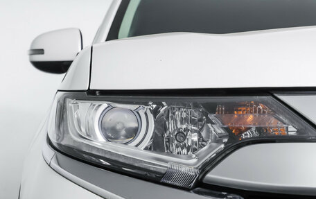 Mitsubishi Outlander III рестайлинг 3, 2021 год, 2 485 000 рублей, 21 фотография