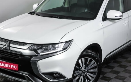 Mitsubishi Outlander III рестайлинг 3, 2021 год, 2 485 000 рублей, 22 фотография