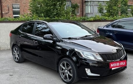 KIA Rio III рестайлинг, 2012 год, 895 000 рублей, 4 фотография