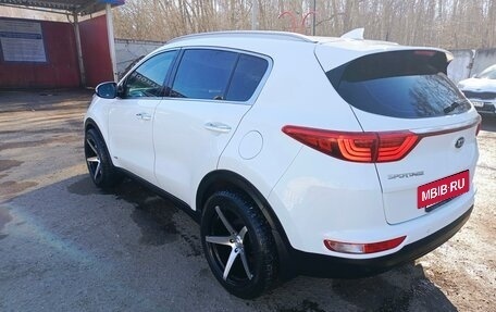KIA Sportage IV рестайлинг, 2018 год, 1 670 000 рублей, 4 фотография
