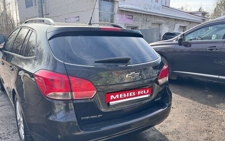 Chevrolet Cruze II, 2013 год, 680 000 рублей, 3 фотография