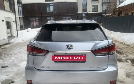 Lexus RX IV рестайлинг, 2022 год, 6 800 000 рублей, 4 фотография