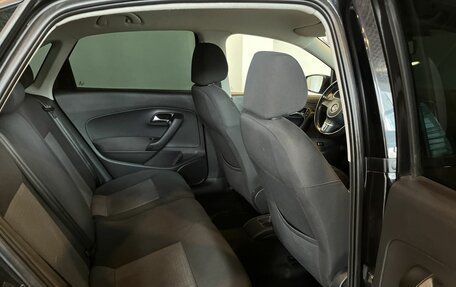 Volkswagen Polo VI (EU Market), 2014 год, 1 070 000 рублей, 25 фотография