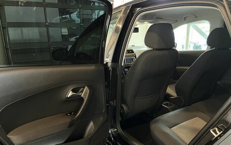 Volkswagen Polo VI (EU Market), 2014 год, 1 070 000 рублей, 24 фотография