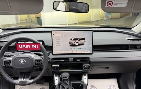 Toyota RAV4, 2026 год, 4 700 000 рублей, 25 фотография