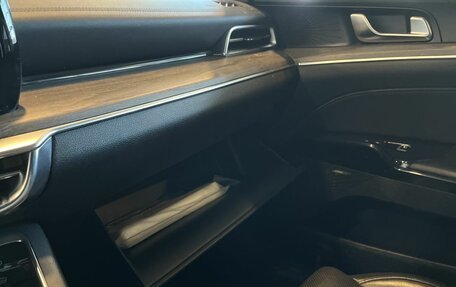 KIA K5, 2022 год, 2 586 000 рублей, 28 фотография