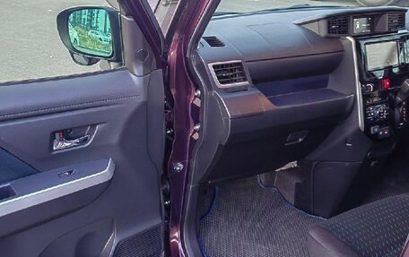 Toyota Roomy I, 2021 год, 1 030 000 рублей, 12 фотография