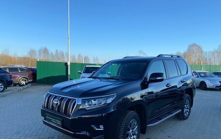 Toyota Land Cruiser Prado 150 рестайлинг 2, 2018 год, 4 490 000 рублей, 1 фотография