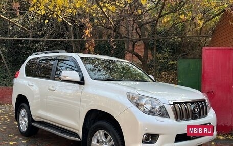 Toyota Land Cruiser Prado 150 рестайлинг 2, 2010 год, 3 150 000 рублей, 11 фотография