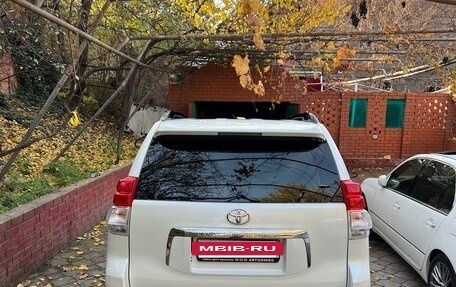 Toyota Land Cruiser Prado 150 рестайлинг 2, 2010 год, 3 150 000 рублей, 12 фотография