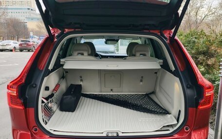 Volvo XC60 II, 2018 год, 4 600 000 рублей, 7 фотография