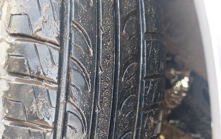 Toyota Prius IV XW50, 1999 год, 130 000 рублей, 12 фотография