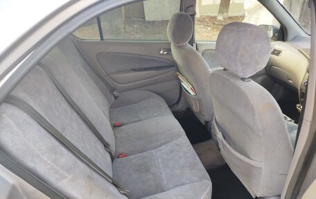 Toyota Prius IV XW50, 1999 год, 130 000 рублей, 20 фотография