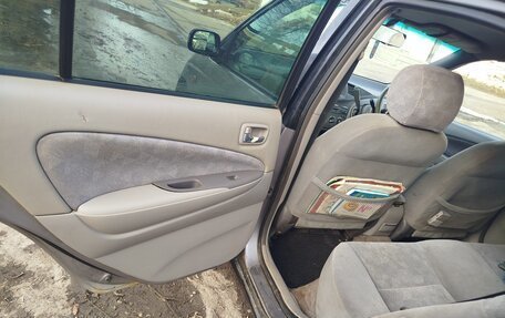 Toyota Prius IV XW50, 1999 год, 130 000 рублей, 22 фотография