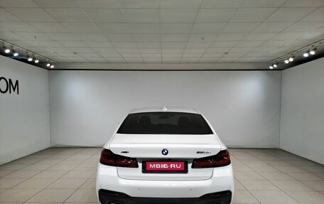 BMW 5 серия, 2022 год, 5 999 000 рублей, 6 фотография