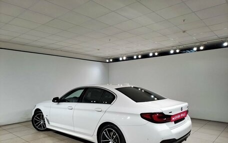 BMW 5 серия, 2022 год, 5 999 000 рублей, 3 фотография