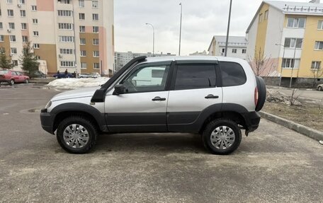 Chevrolet Niva I рестайлинг, 2004 год, 287 000 рублей, 5 фотография