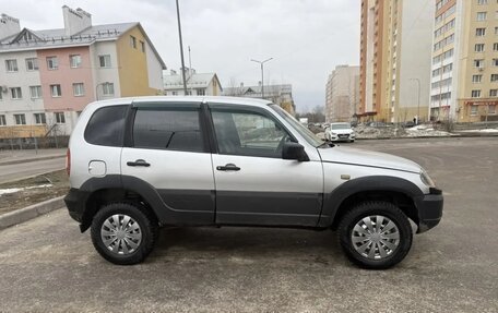 Chevrolet Niva I рестайлинг, 2004 год, 287 000 рублей, 6 фотография